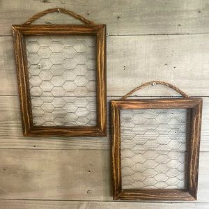 Set Of 2 Farmhouse Chicken Wire Frames